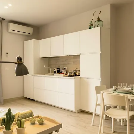 Les Suites - Apartments Riposto Exterior photo
